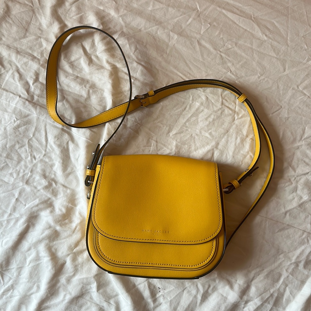 Marc Jacobs Textured Leather Crossbody Bag